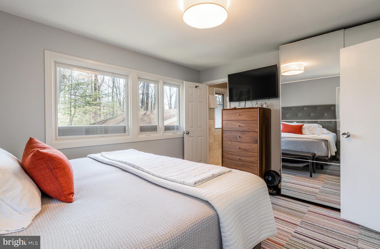 8200 Stone Trail Drive Bethesda, MD 20817 - Photo 16 of 38