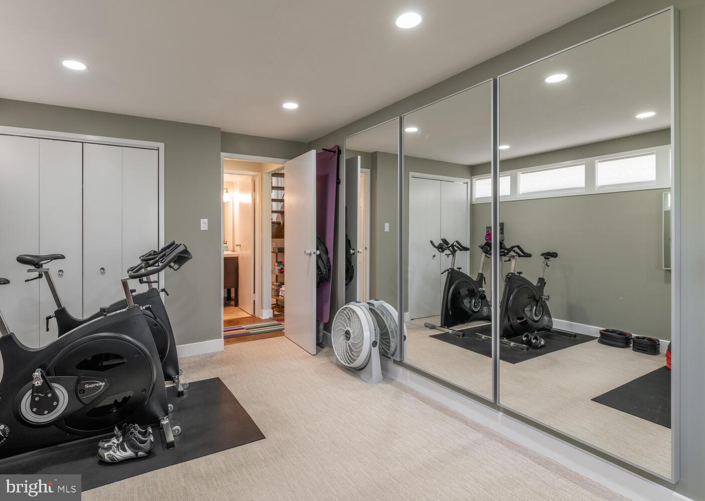 8200 Stone Trail Drive Bethesda, MD 20817 - Photo 29 of 38