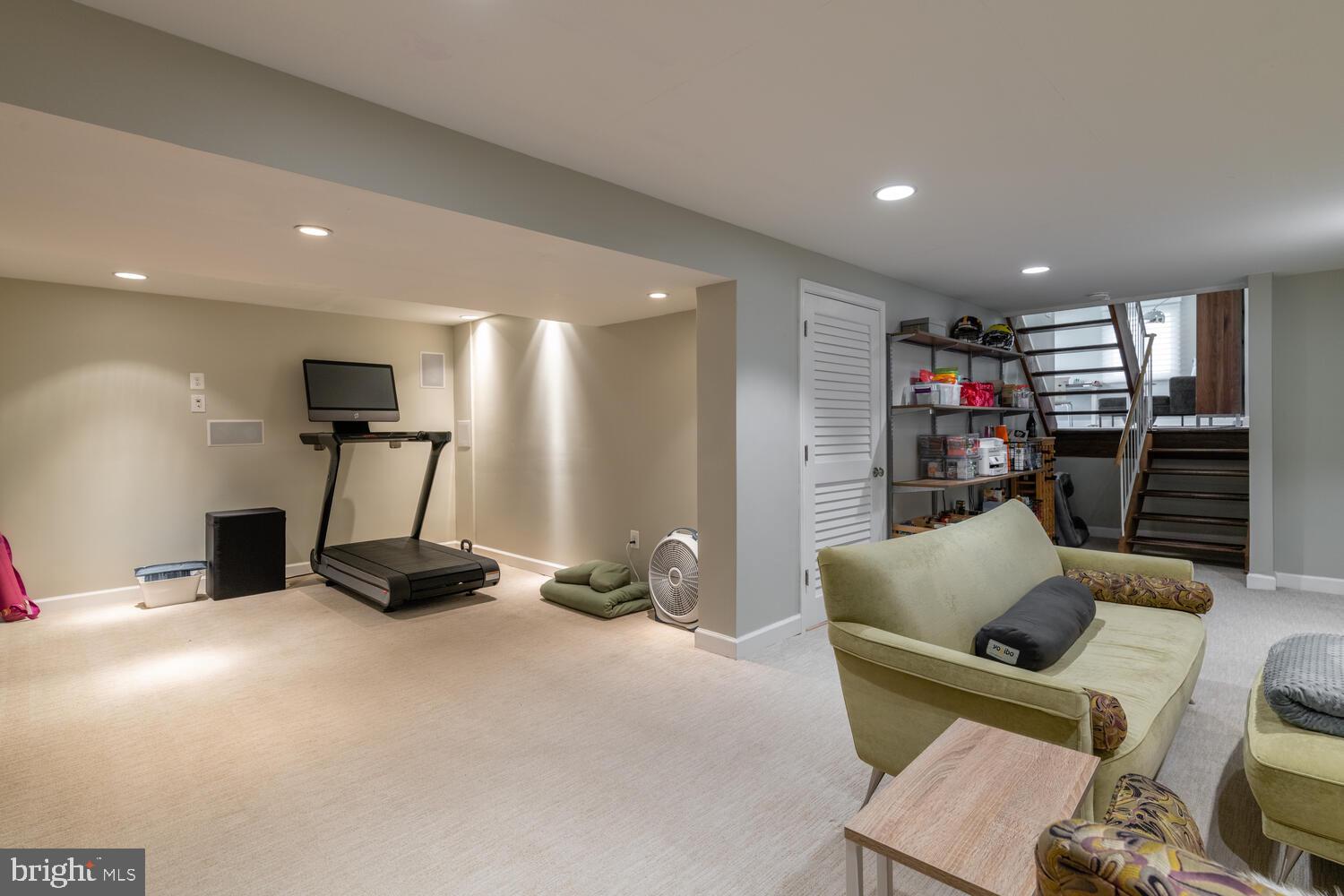 8200 Stone Trail Drive Bethesda, MD 20817 - Photo 31 of 38