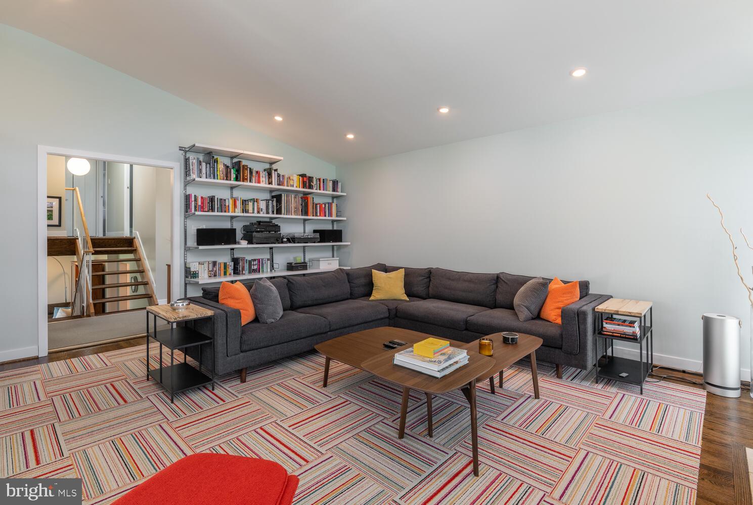 8200 Stone Trail Drive Bethesda, MD 20817 - Photo 7 of 38