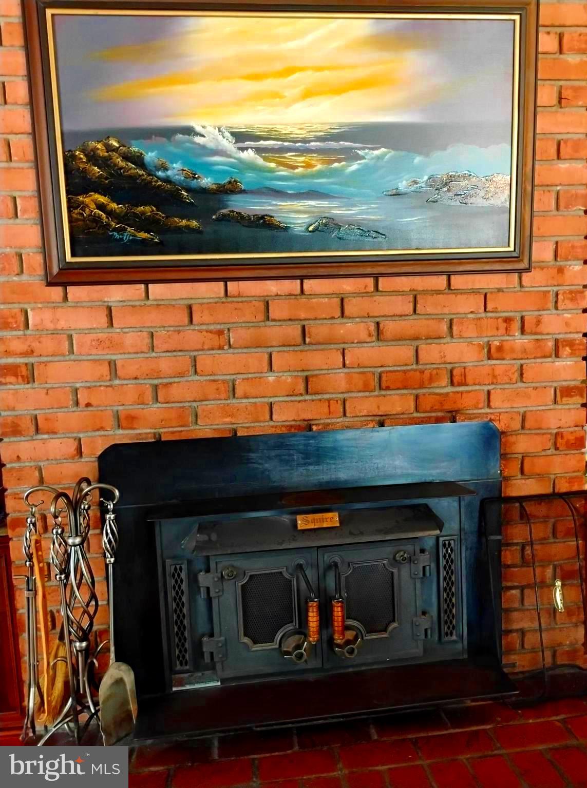 12266 Elk Run Church Road Midland, VA 22728 - Photo 16 of 67 Covered wood box on the screened porch conveys