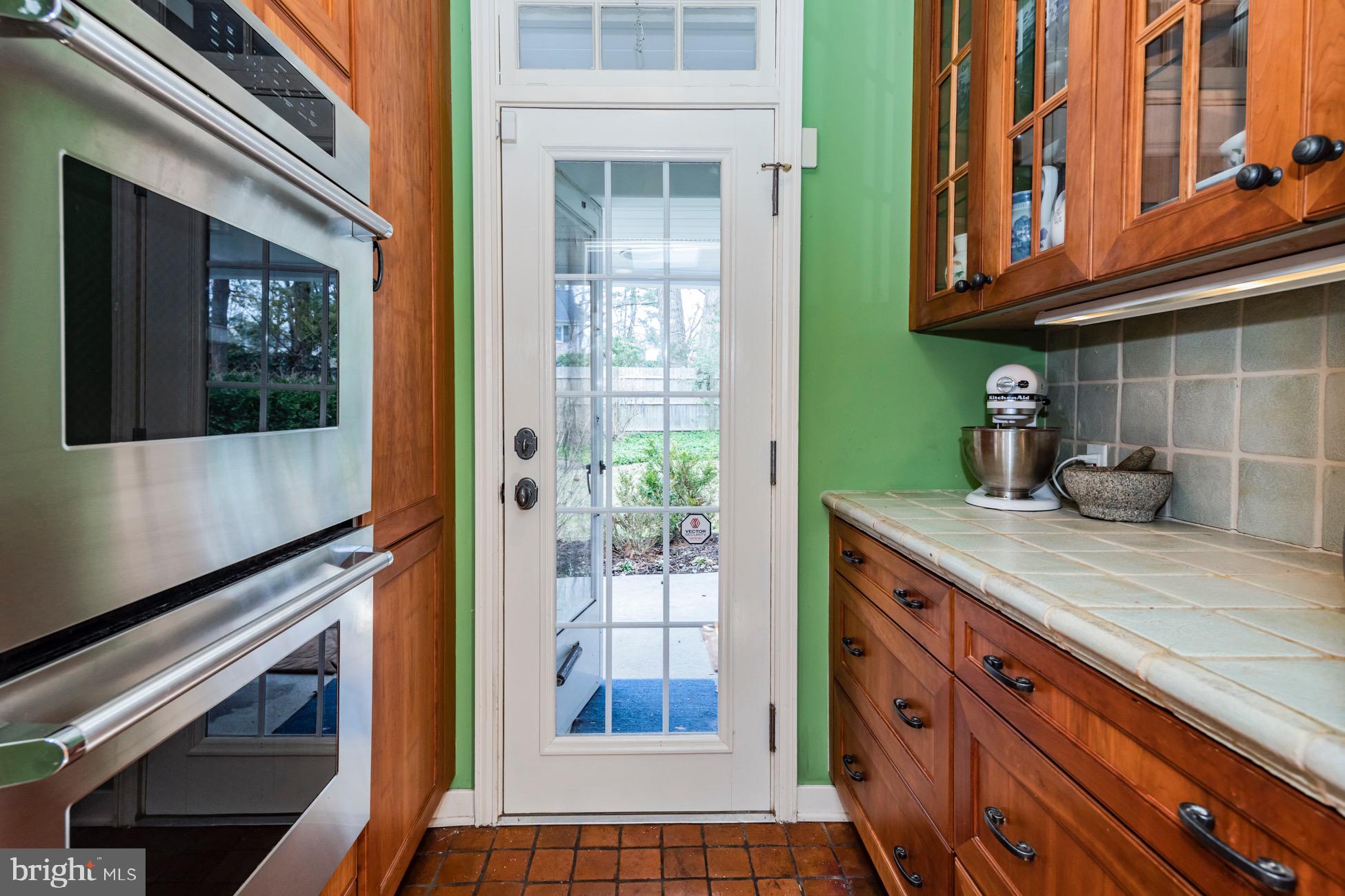 183 Edgerstoune Road Princeton, NJ 08540 - Photo 12 of 27 Butler's Pantry