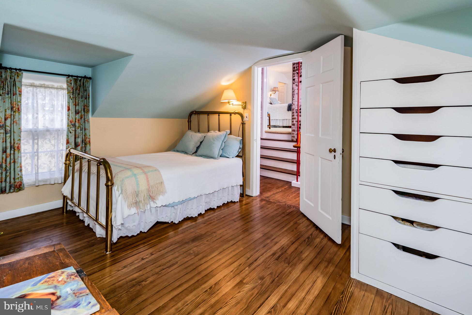 183 Edgerstoune Road Princeton, NJ 08540 - Photo 23 of 27 Fourth Bedroom Ensuite With Storage Closet