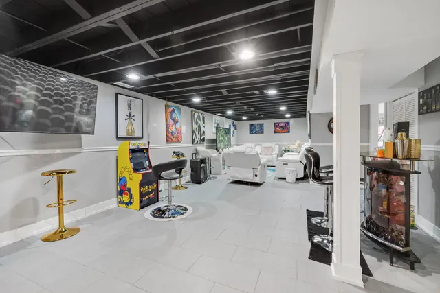 $379,999 | 14617 Vine Avenue, Harvey, IL 60426