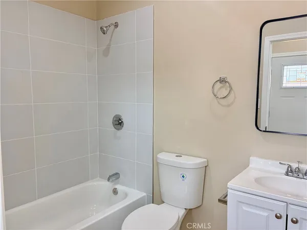 $1,600 | 1464 3rd Street, Unit 3, La Verne, CA 91750