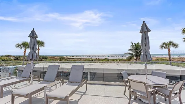 $900,000 | 5400 Ocean Boulevard, Unit 804, Sarasota, FL 34242
