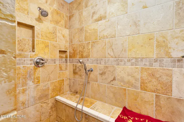 $795,000 | 997 West West 12th Street, Chickamauga, GA 30707