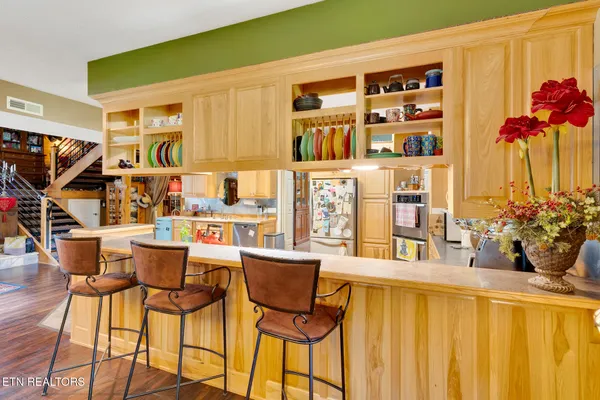 $699,500 | 997 West West 12th Street, Chickamauga, GA 30707