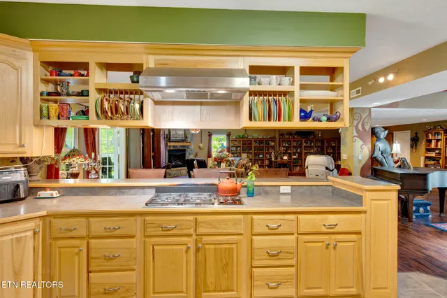 $795,000 | 997 West West 12th Street, Chickamauga, GA 30707