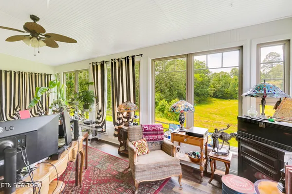 $699,500 | 997 West West 12th Street, Chickamauga, GA 30707