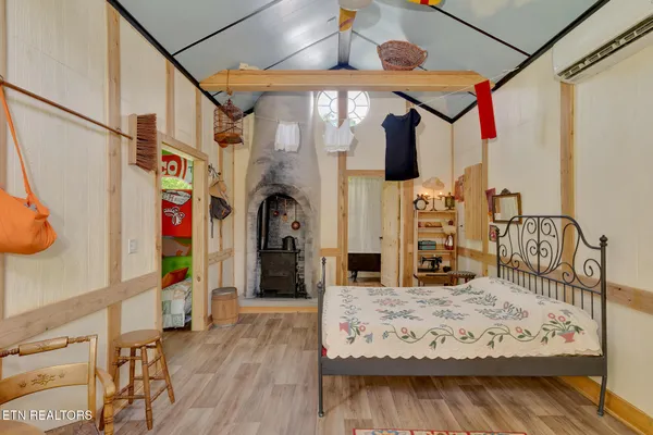 $699,500 | 997 West West 12th Street, Chickamauga, GA 30707