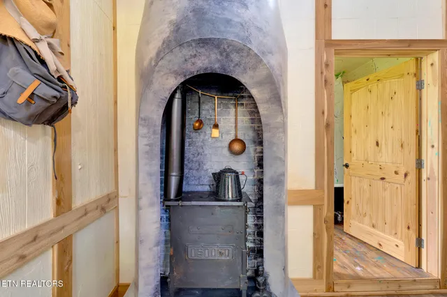 $795,000 | 997 West West 12th Street, Chickamauga, GA 30707