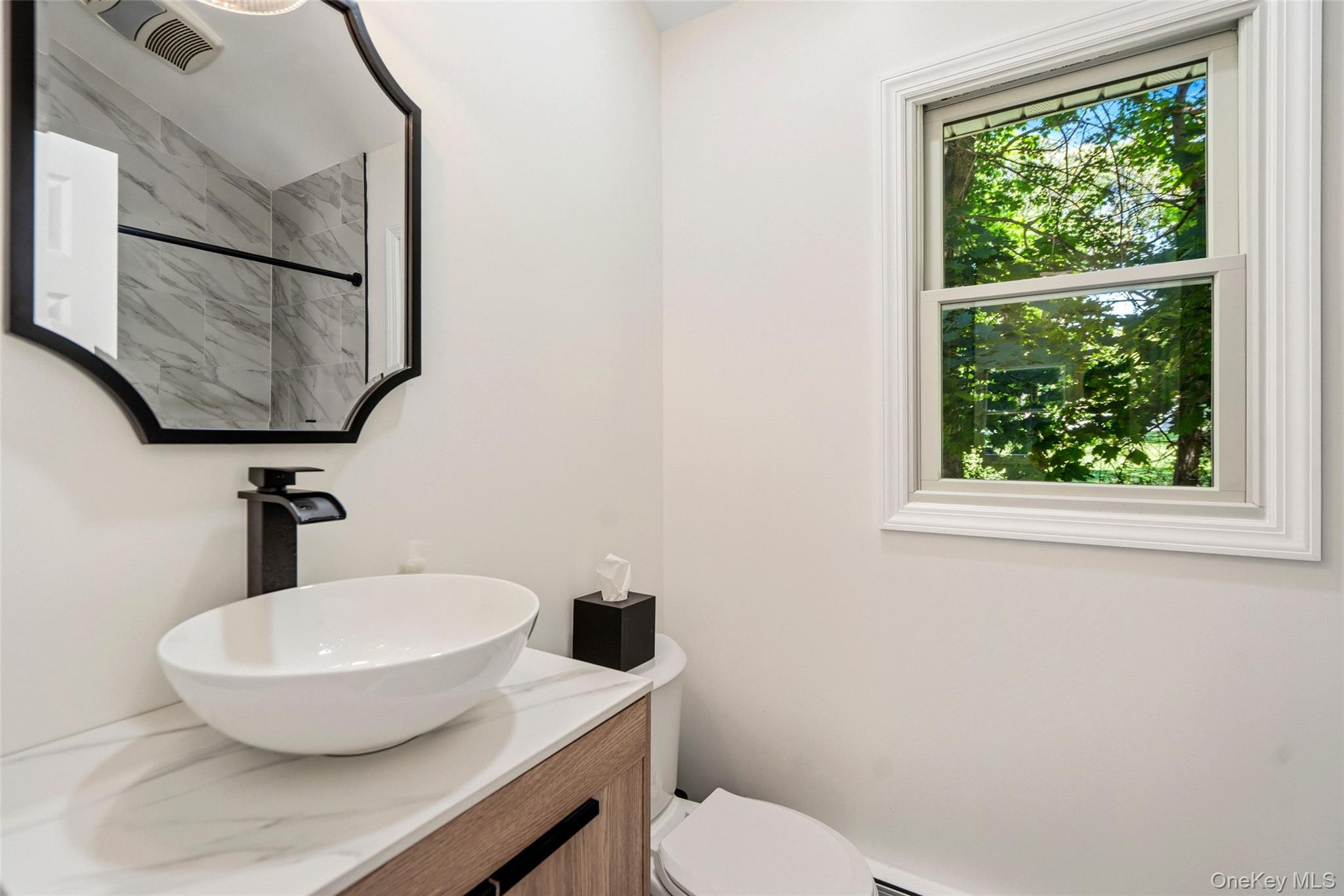 280 Holbrook Road Ronkonkoma, NY 11779 - Photo 14 of 30