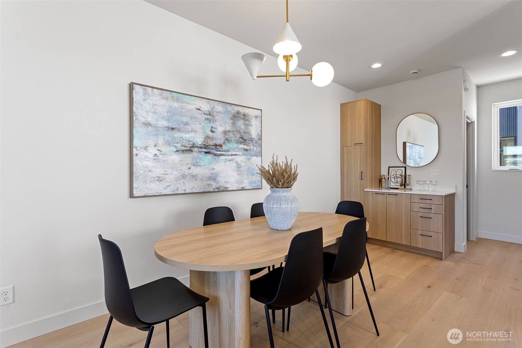 4430 Dayton Avenue North Seattle, WA 98103 - Photo 18 of 39