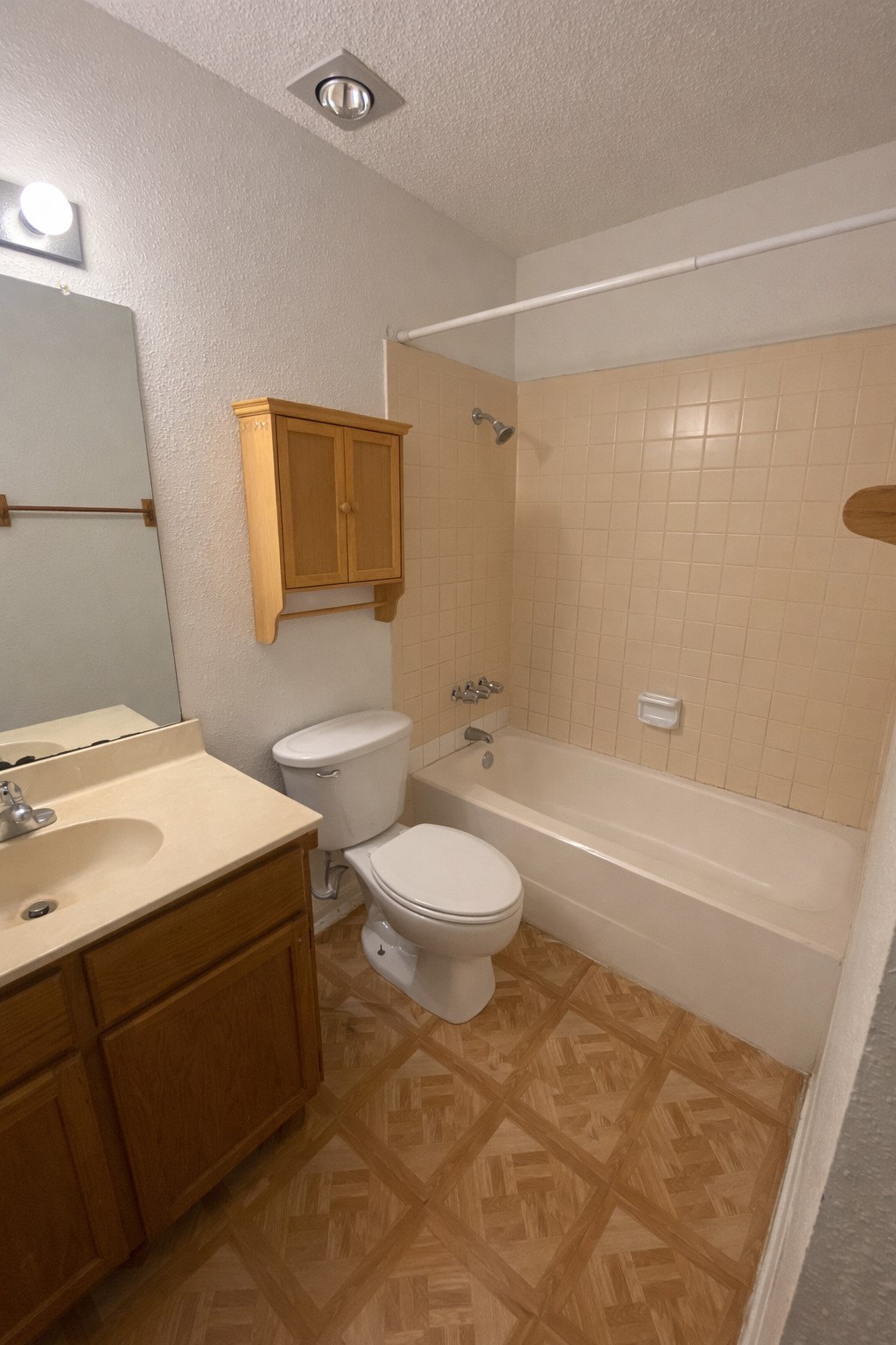 8704 Schick Road, Unit D Austin, TX 78729 - Photo 9 of 10