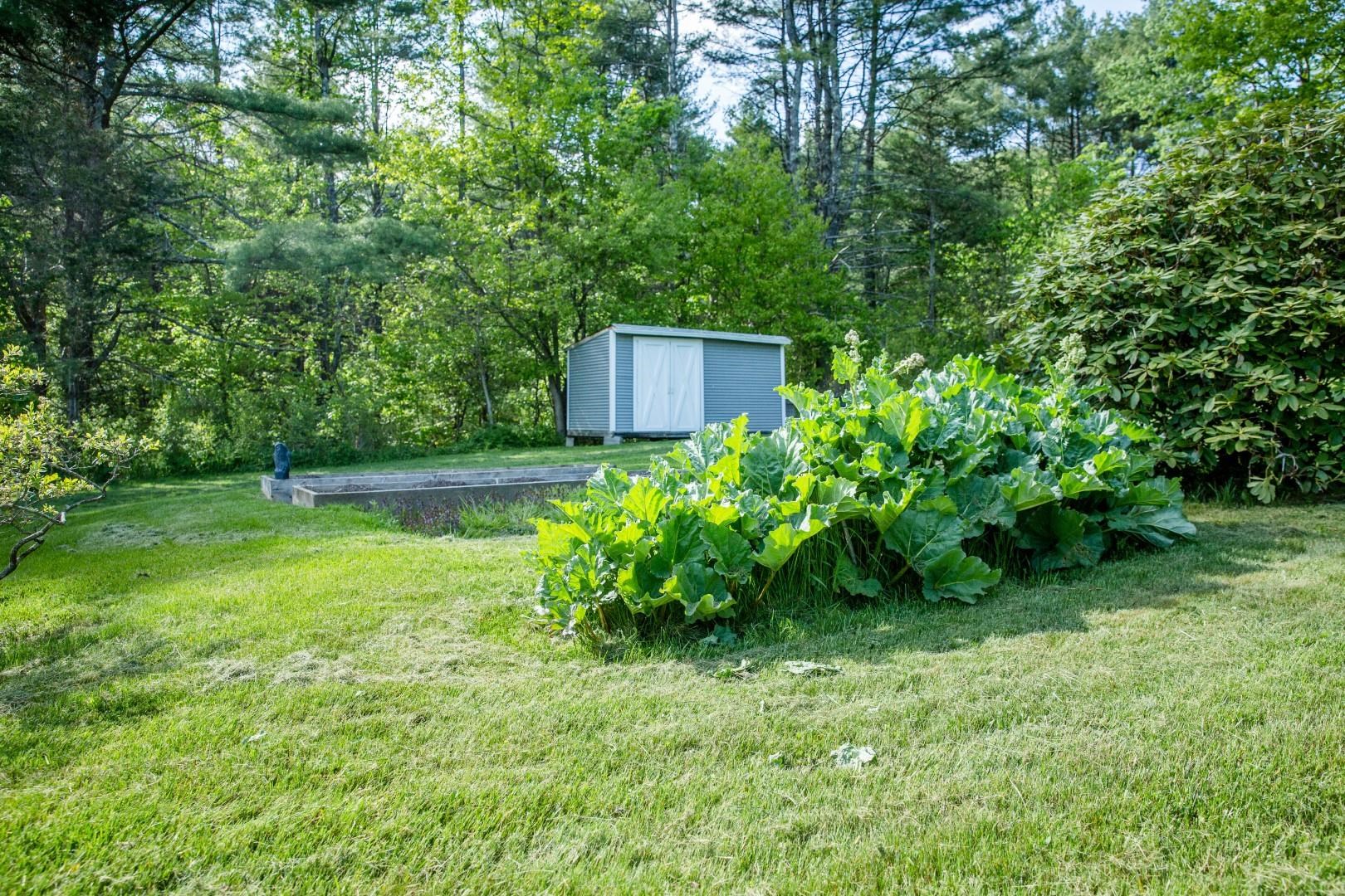 433 Middle Road Milton, VT 05468 - Photo 8 of 40 Gallery Image 8