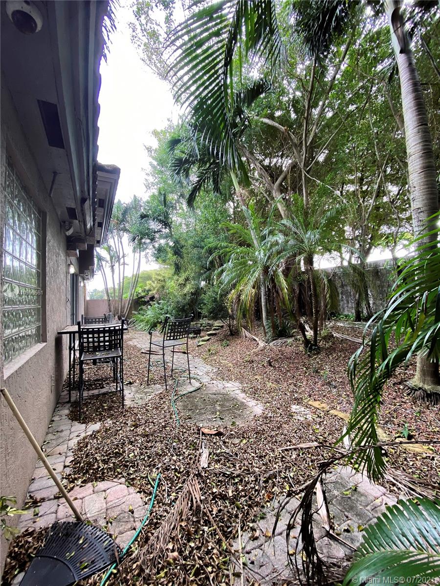 6166 Northwest 23rd Street Boca Raton, FL 33434 - Photo 2 of 34