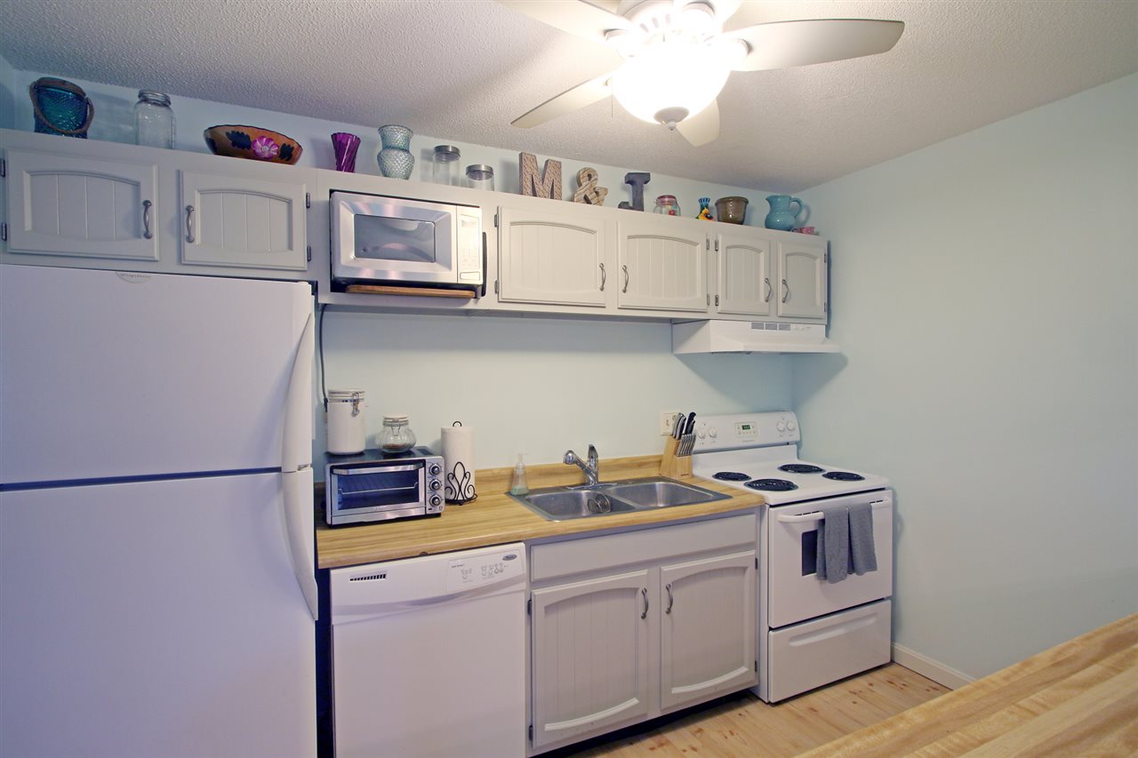 17 Saybrook Road, Unit 17 Essex, VT 05452 - Photo 8 of 21 Gallery Image 8