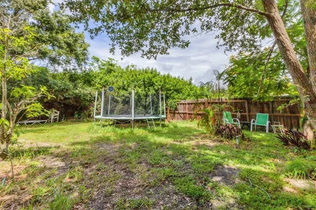 $375,000 | 2104 South Tuttle Avenue, Sarasota, FL 34239