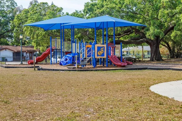 $375,000 | 2104 South Tuttle Avenue, Sarasota, FL 34239