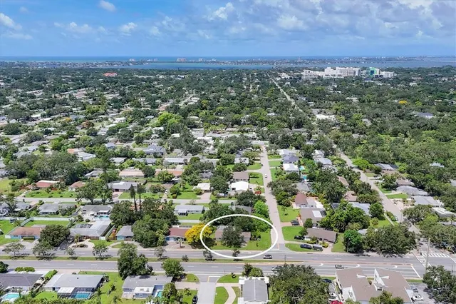 $375,000 | 2104 South Tuttle Avenue, Sarasota, FL 34239