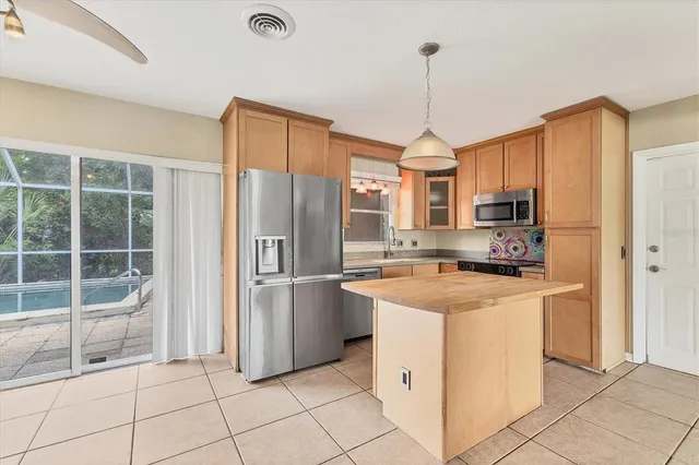 $375,000 | 2104 South Tuttle Avenue, Sarasota, FL 34239