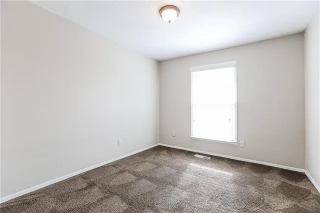 $1,835 | 406 East 164th Terrace, Belton, MO 64012