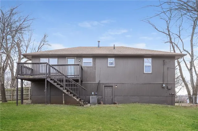 $1,835 | 406 East 164th Terrace, Belton, MO 64012