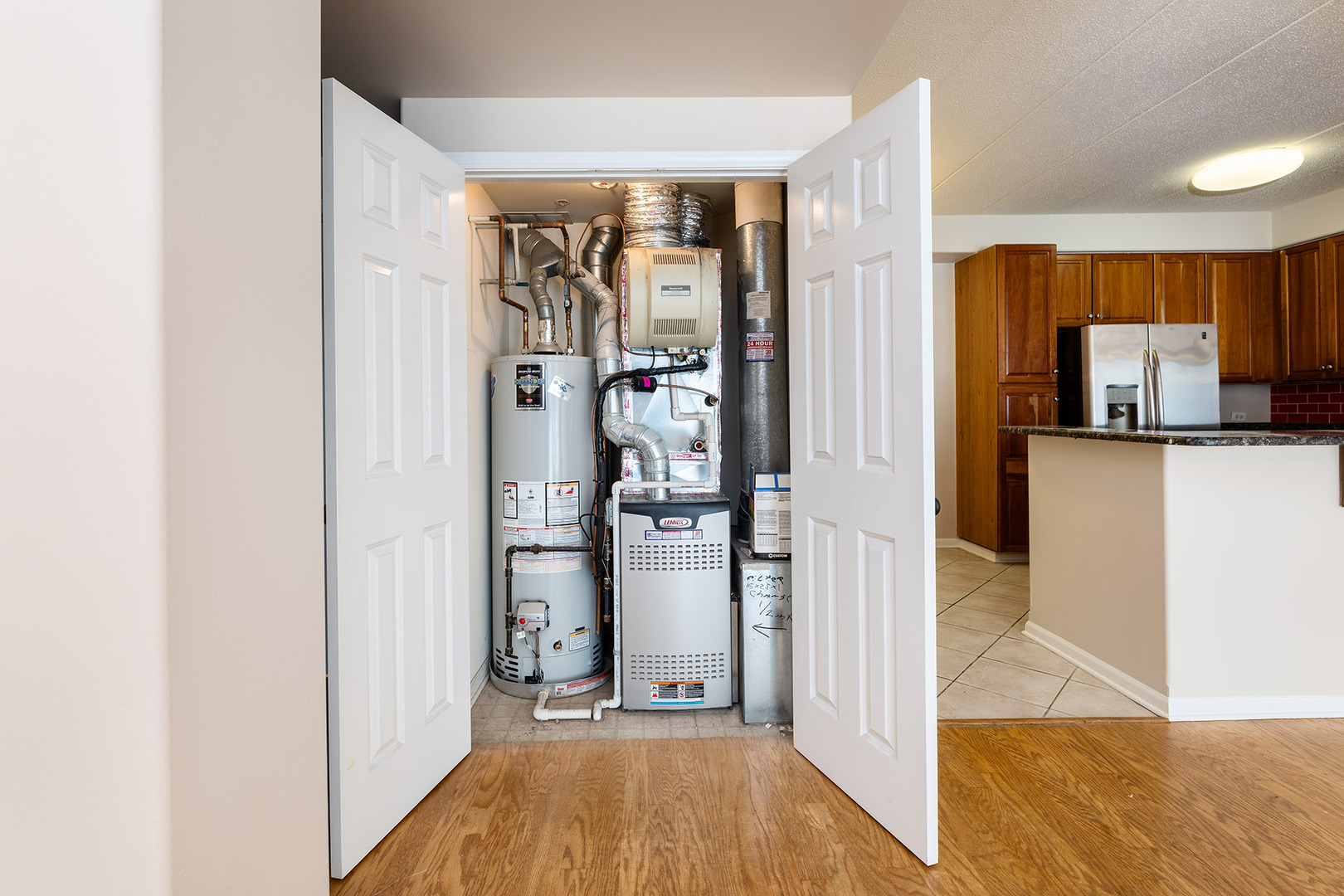 1715 Pavilion Way, Unit 307 Park Ridge, IL 60068 - Photo 11 of 35