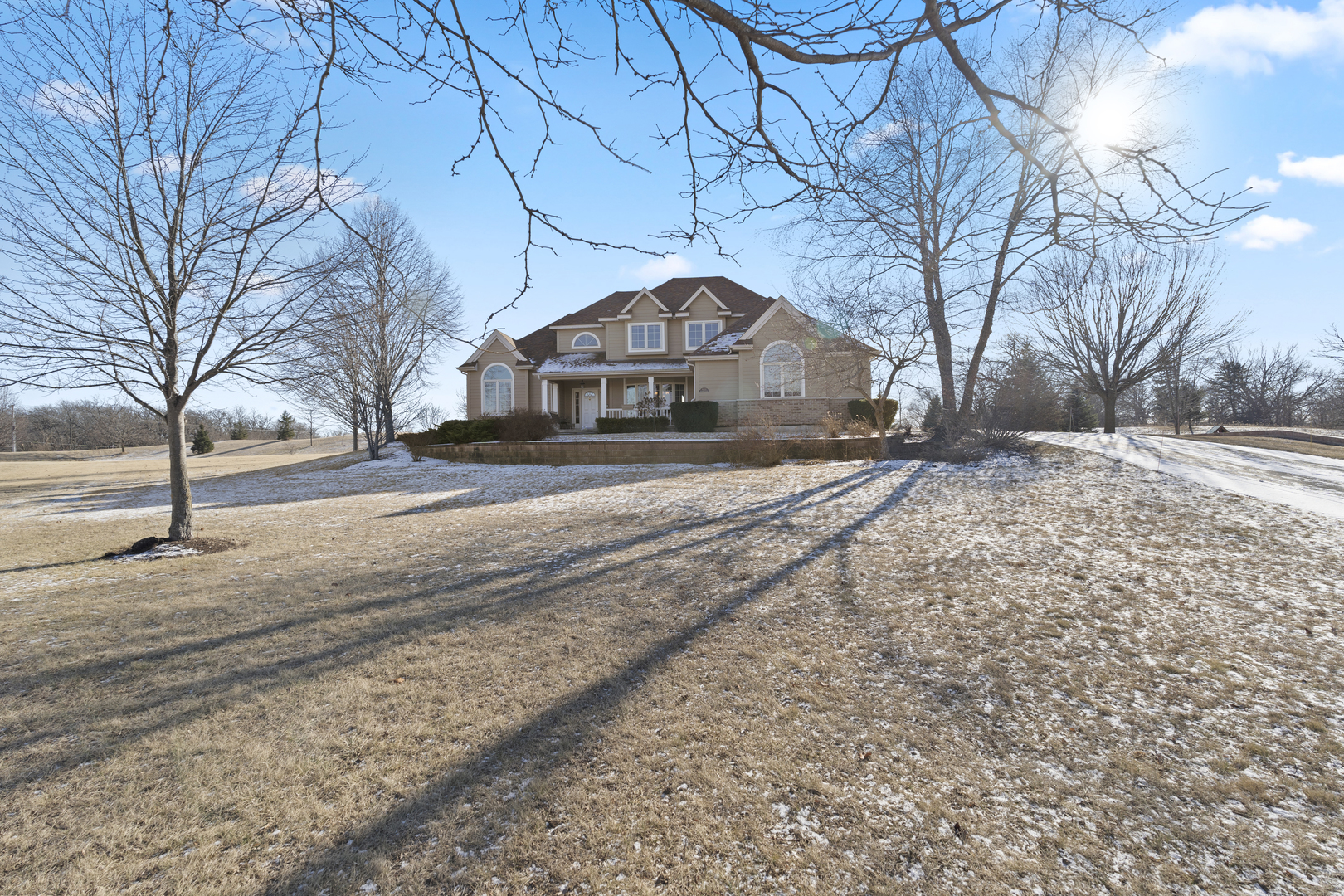 8202 Eagle Ridge Spring Grove, IL 60081 - Photo 2 of 44 a view of a yard with a large tree