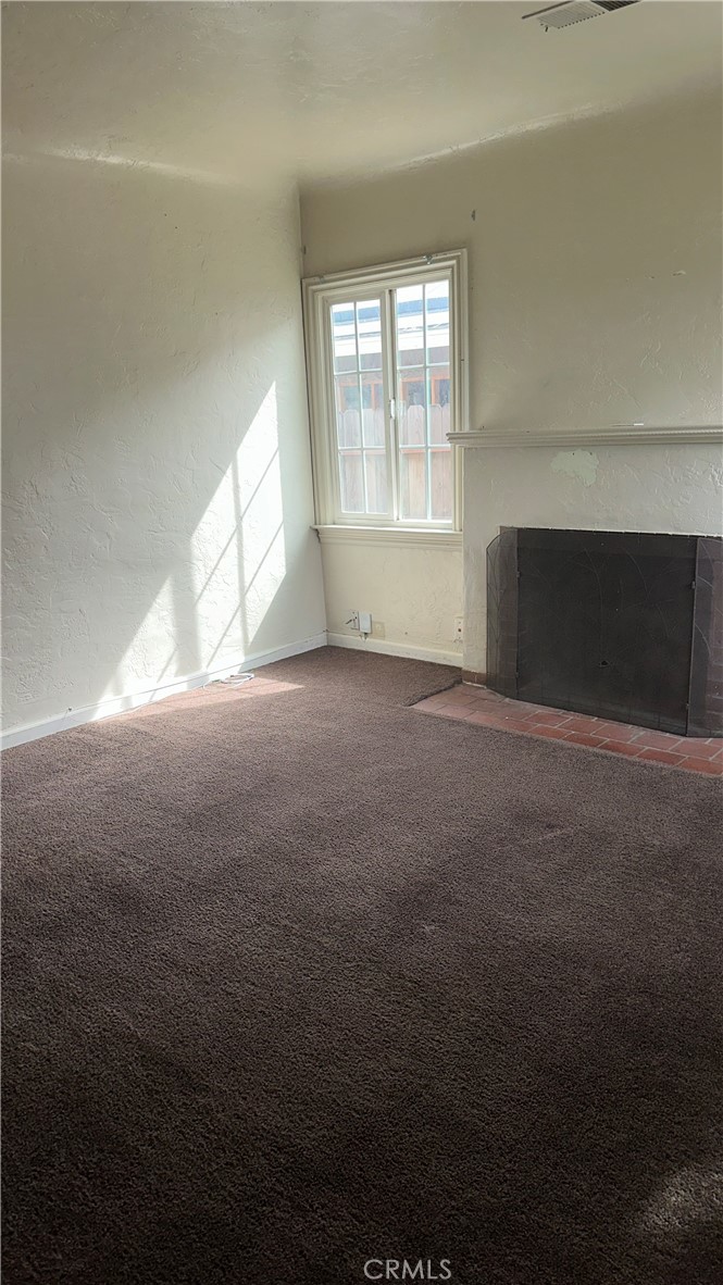 1888 Orchard Lane Merced, CA 95340 - Photo 24 of 28 an empty room with windows
