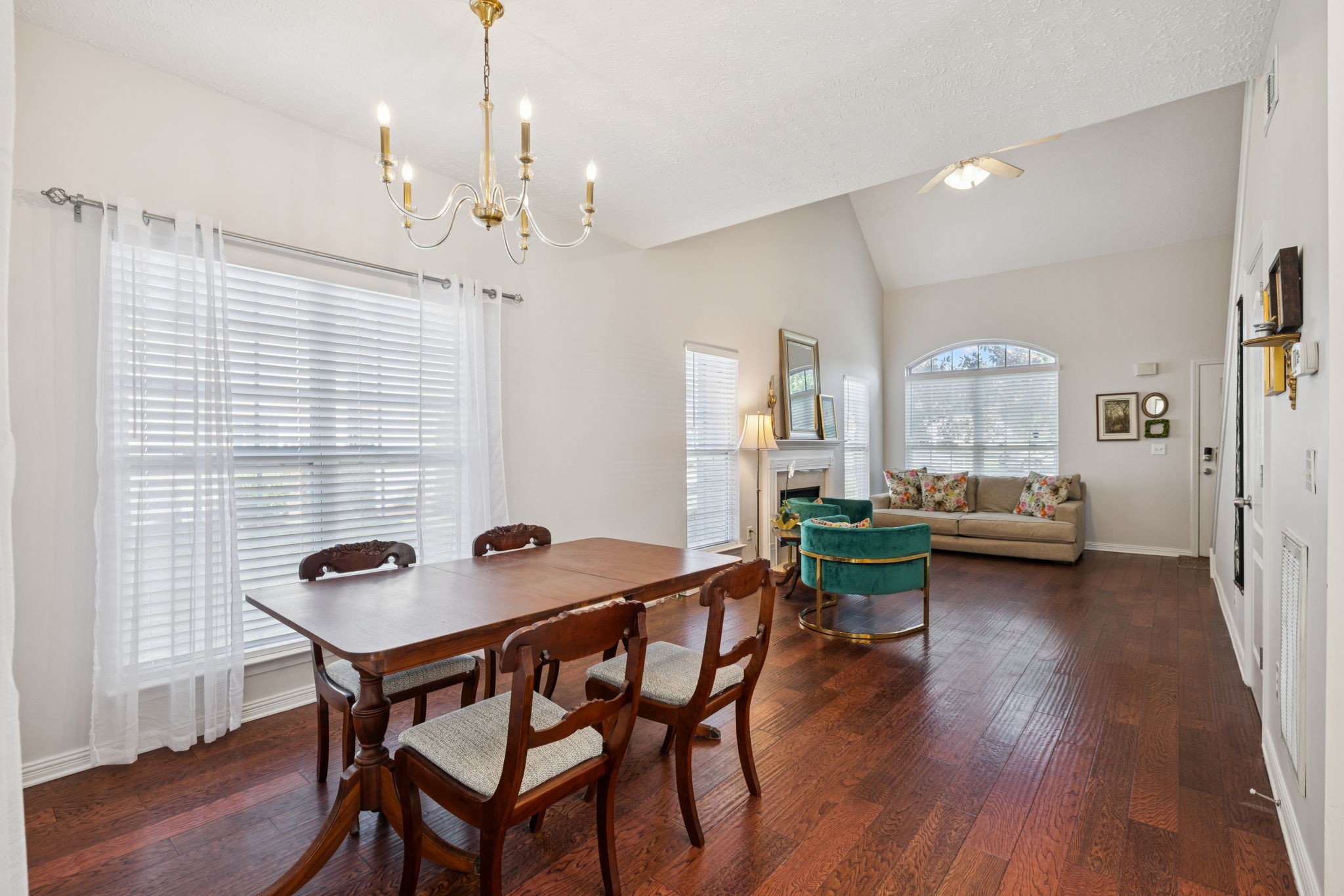 423 Knob Court Franklin, TN 37064 - Photo 20 of 37 a view of a dining room with furniture and wooden floor