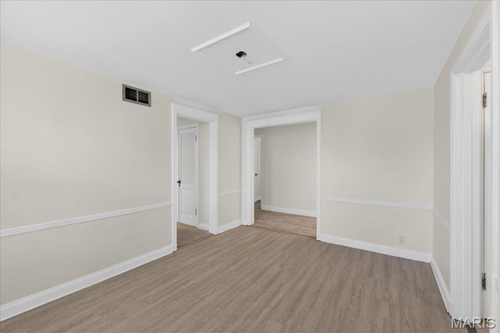 923 South Hanley Road, Unit C St. Louis, MO 63105 - Photo 25 of 31