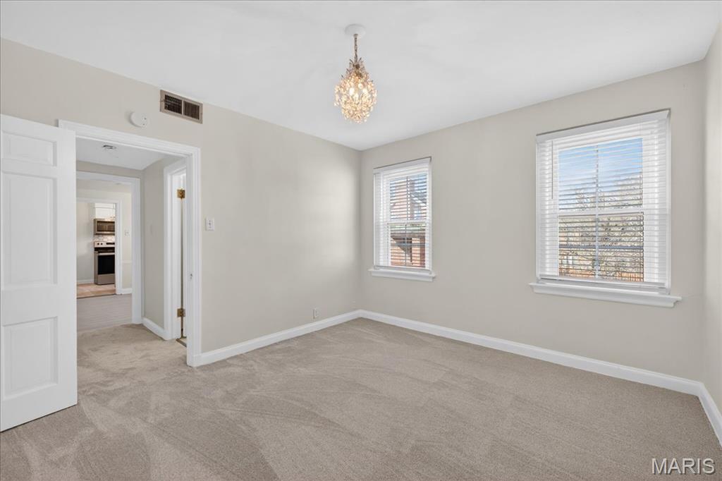 923 South Hanley Road, Unit C St. Louis, MO 63105 - Photo 29 of 31