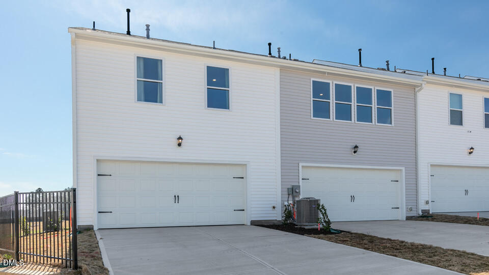 922 Sculptor Street Wendell, NC 27591 - Photo 32 of 51 a view of a front of house