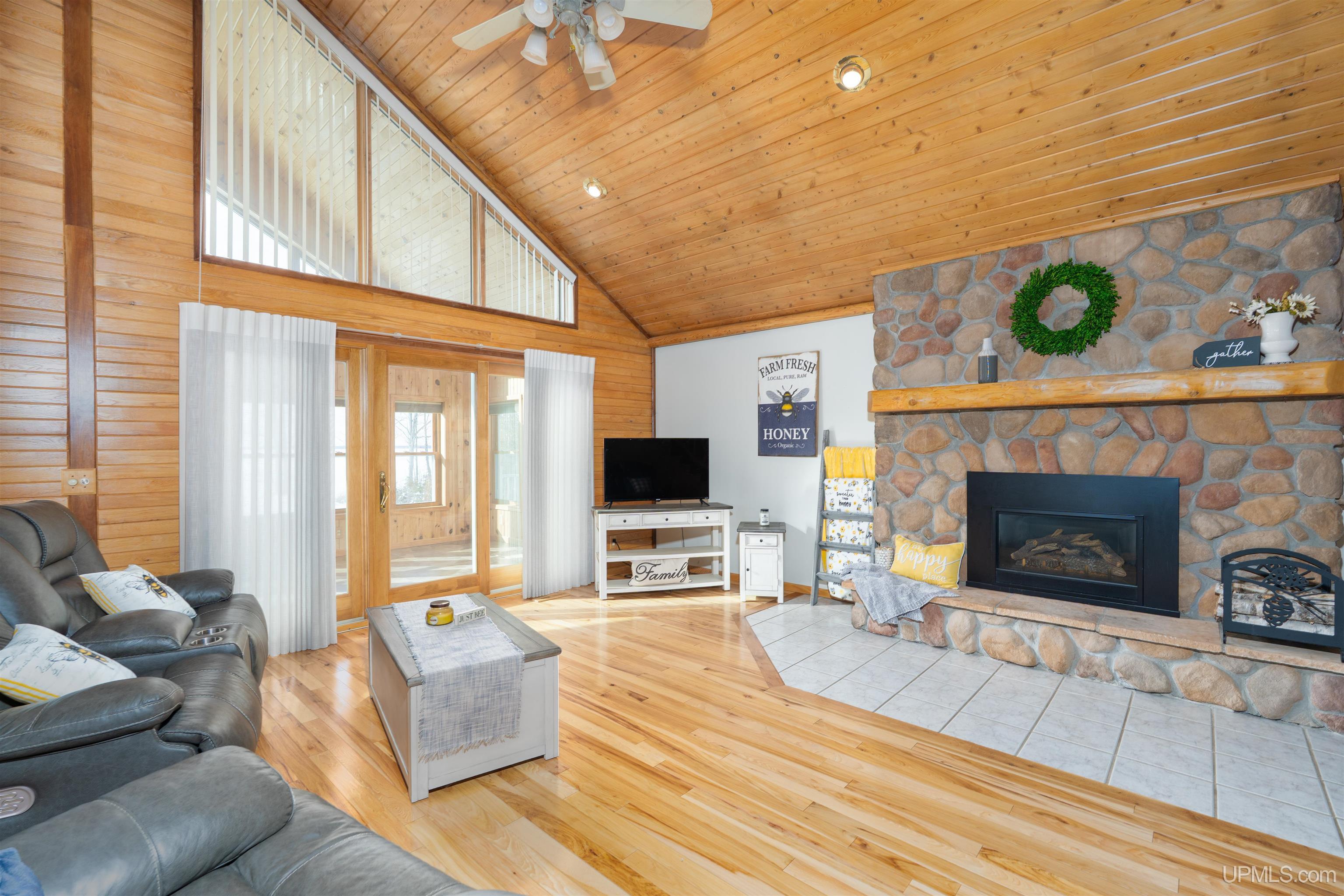 9049 25 Road Cooks, MI 49817 - Photo 20 of 69
