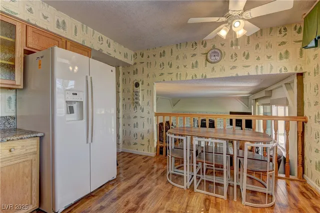 $2,999 | 3751 El Camino Road, Las Vegas, NV 89103