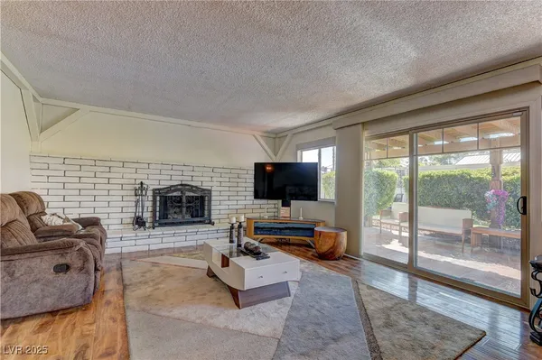 $2,899 | 3751 El Camino Road, Las Vegas, NV 89103