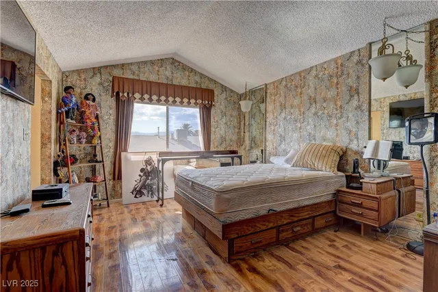 $2,999 | 3751 El Camino Road, Las Vegas, NV 89103