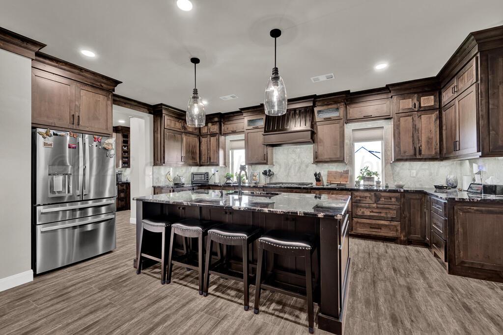 13621 Silverpointe Road Amarillo, TX 79124 - Photo 13 of 41 Kitchen