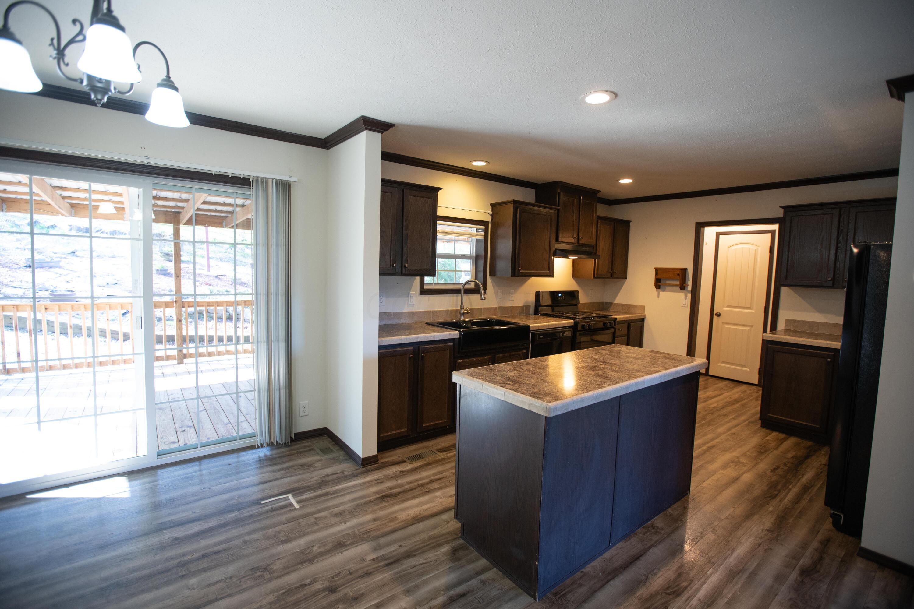 3617 Spring Valley Road Albany, OH 45710 - Photo 11 of 27 DSC01459