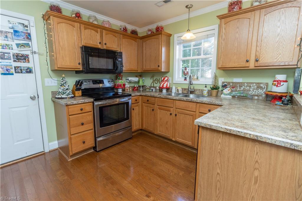 841 Ridge View Terrace Rural Hall, NC 27045 - Photo 12 of 35