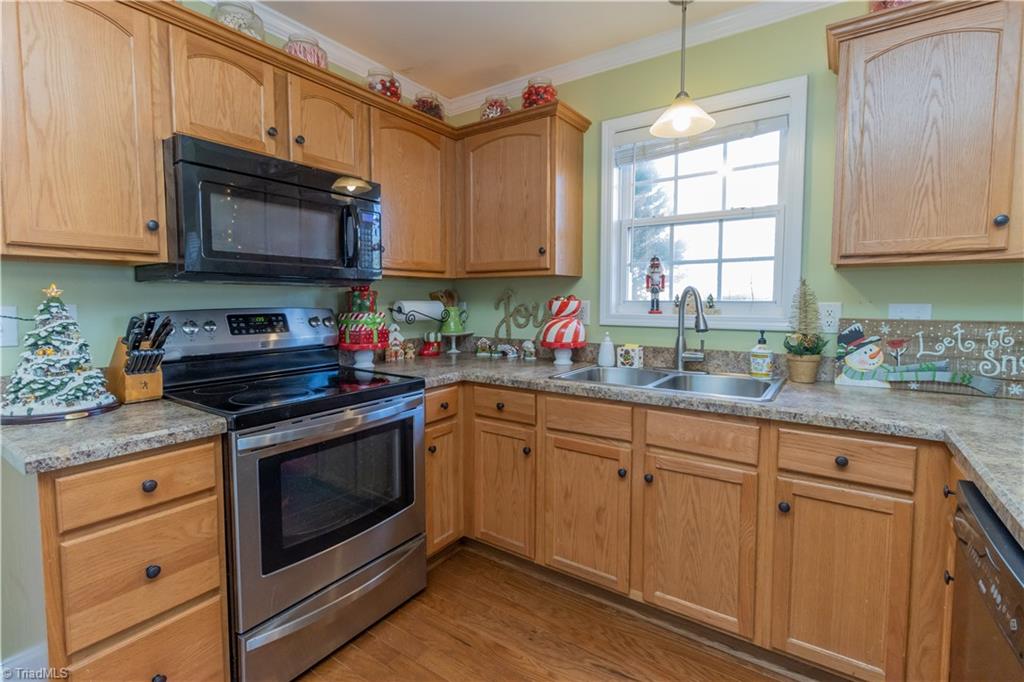 841 Ridge View Terrace Rural Hall, NC 27045 - Photo 14 of 35
