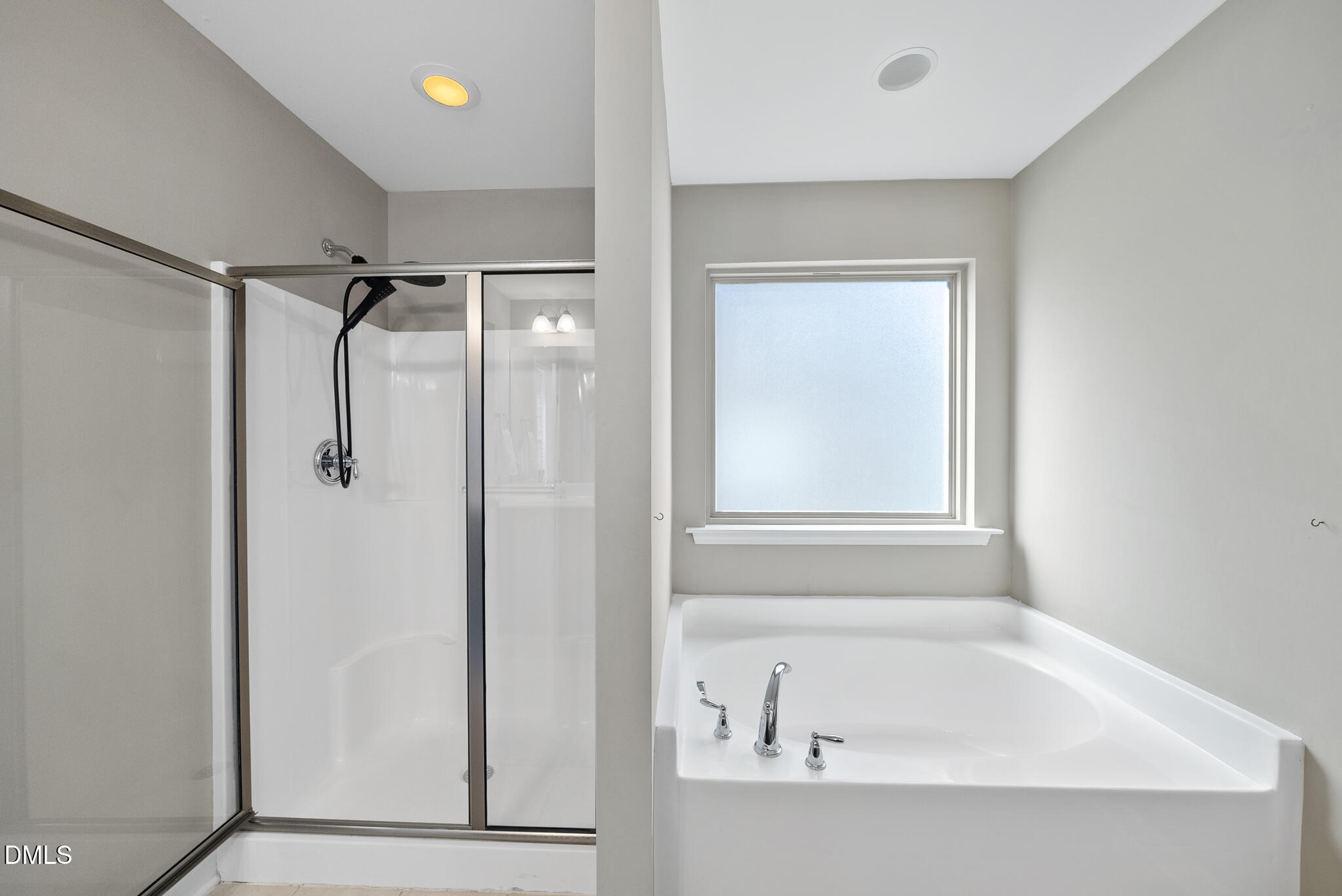 619 Laurel Berry Court Apex, NC 27523 - Photo 18 of 34 DSC06975