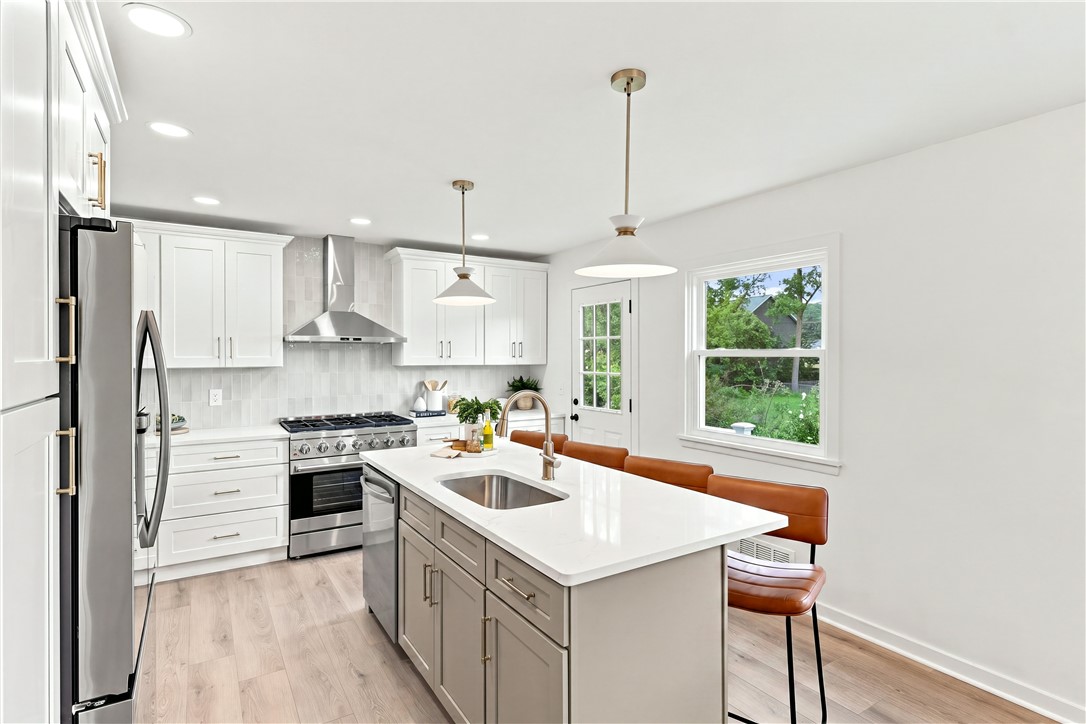 1747 Scribner Road Penfield, NY 14625 - Photo 17 of 48 Gallery Image 17