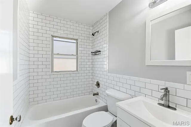 $1,800 | 3311 Marbury Drive, St. Louis, MO 63129