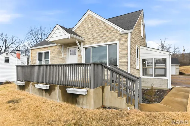 $1,800 | 3311 Marbury Drive, St. Louis, MO 63129