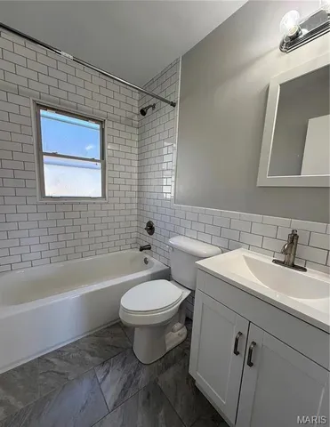 $1,800 | 3311 Marbury Drive, St. Louis, MO 63129