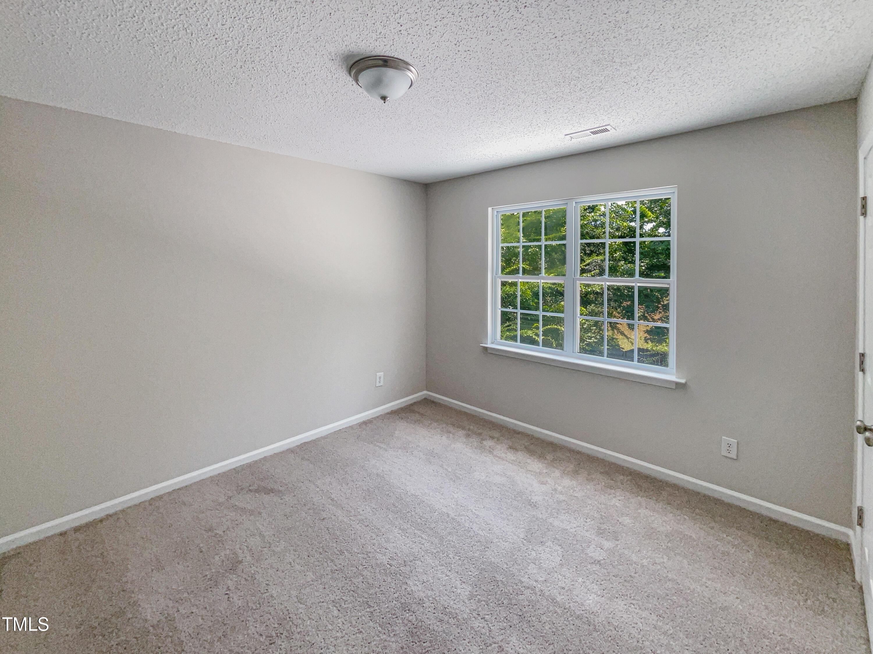 5206 Chipstone Drive Raleigh, NC 27610 - Photo 14 of 17 listing_13