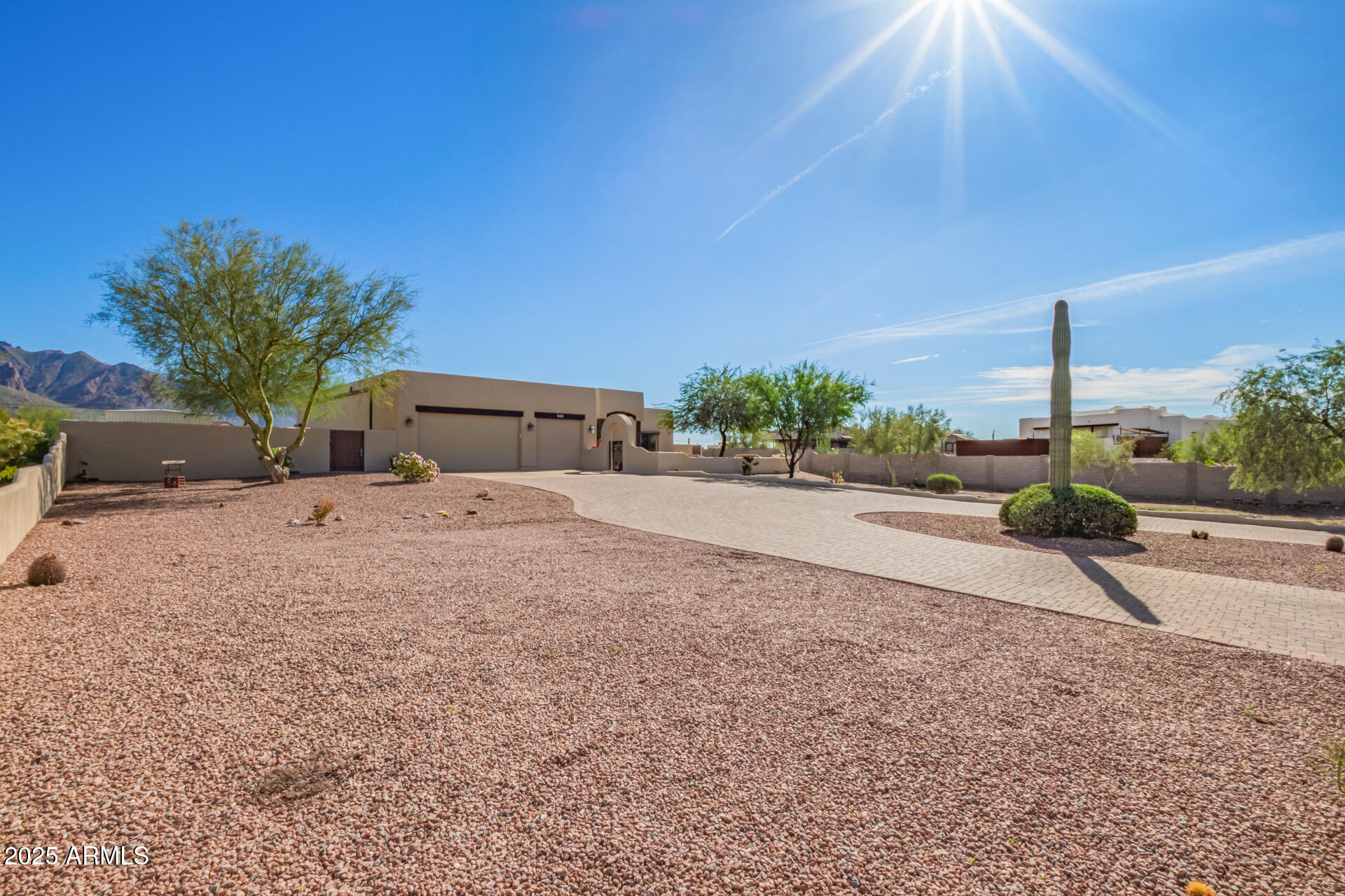 945 North Mountain View Road Apache Junction, AZ 85119 - Photo 3 of 53 03 - Mountain View